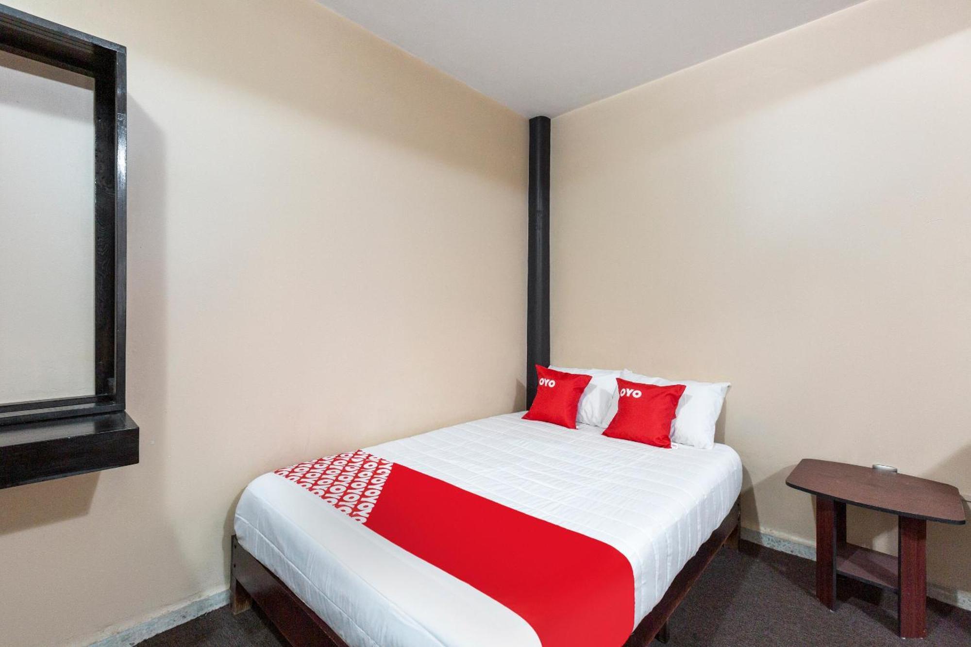 Oyo Hotel Emperador, Oaxaca ภายนอก รูปภาพ