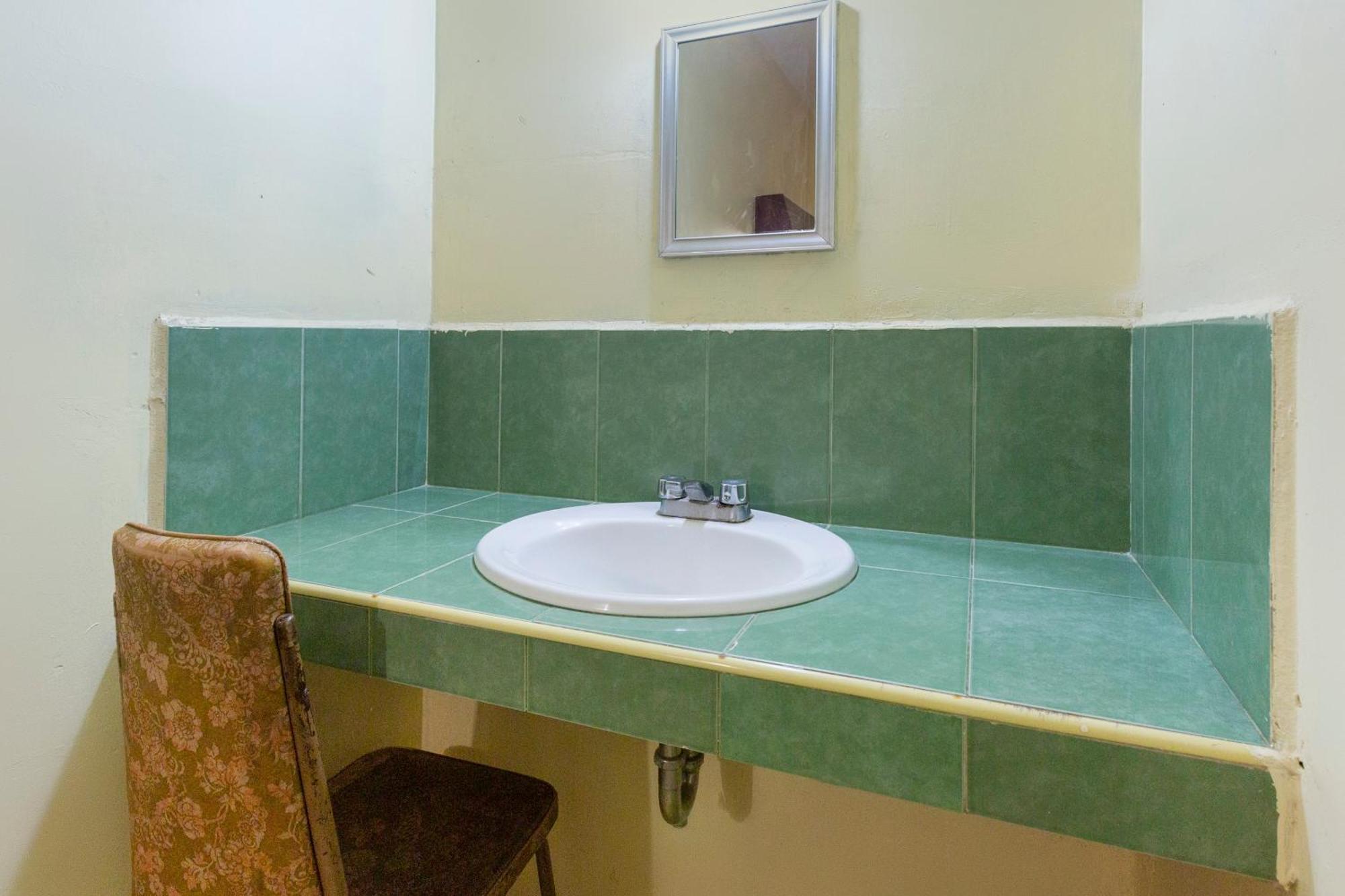 Oyo Hotel Emperador, Oaxaca ภายนอก รูปภาพ