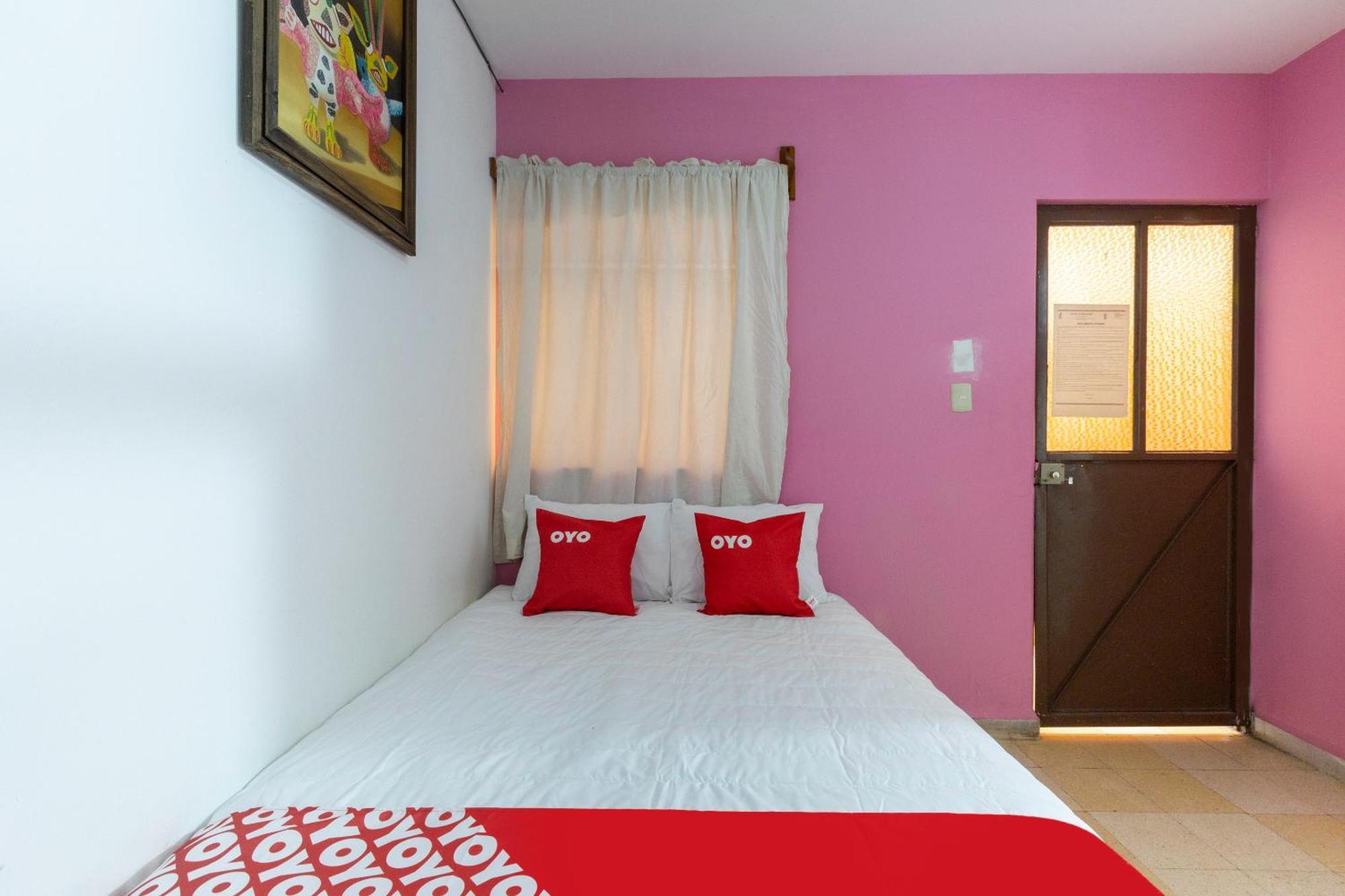 Oyo Hotel Emperador, Oaxaca ภายนอก รูปภาพ