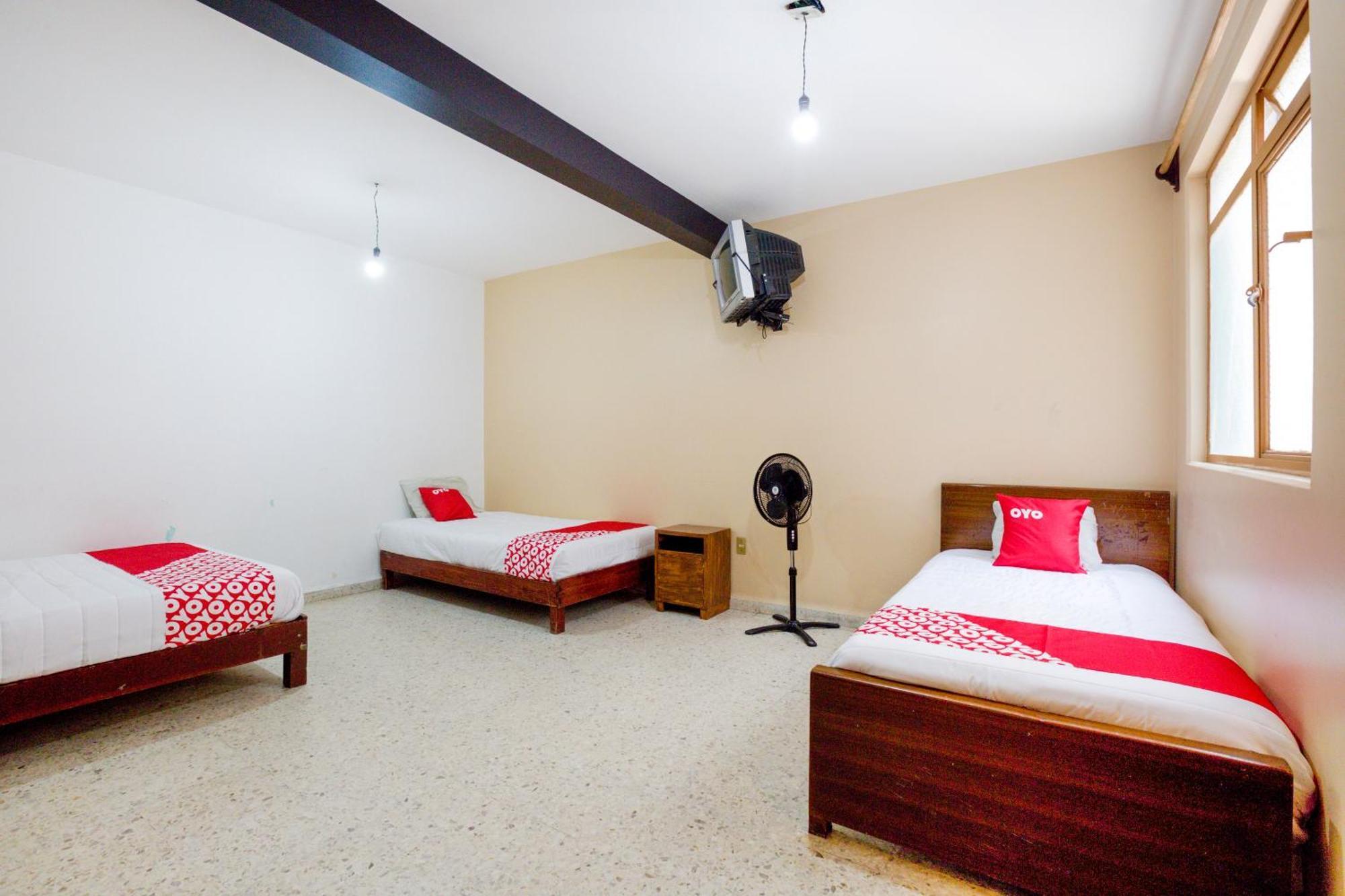 Oyo Hotel Emperador, Oaxaca ภายนอก รูปภาพ