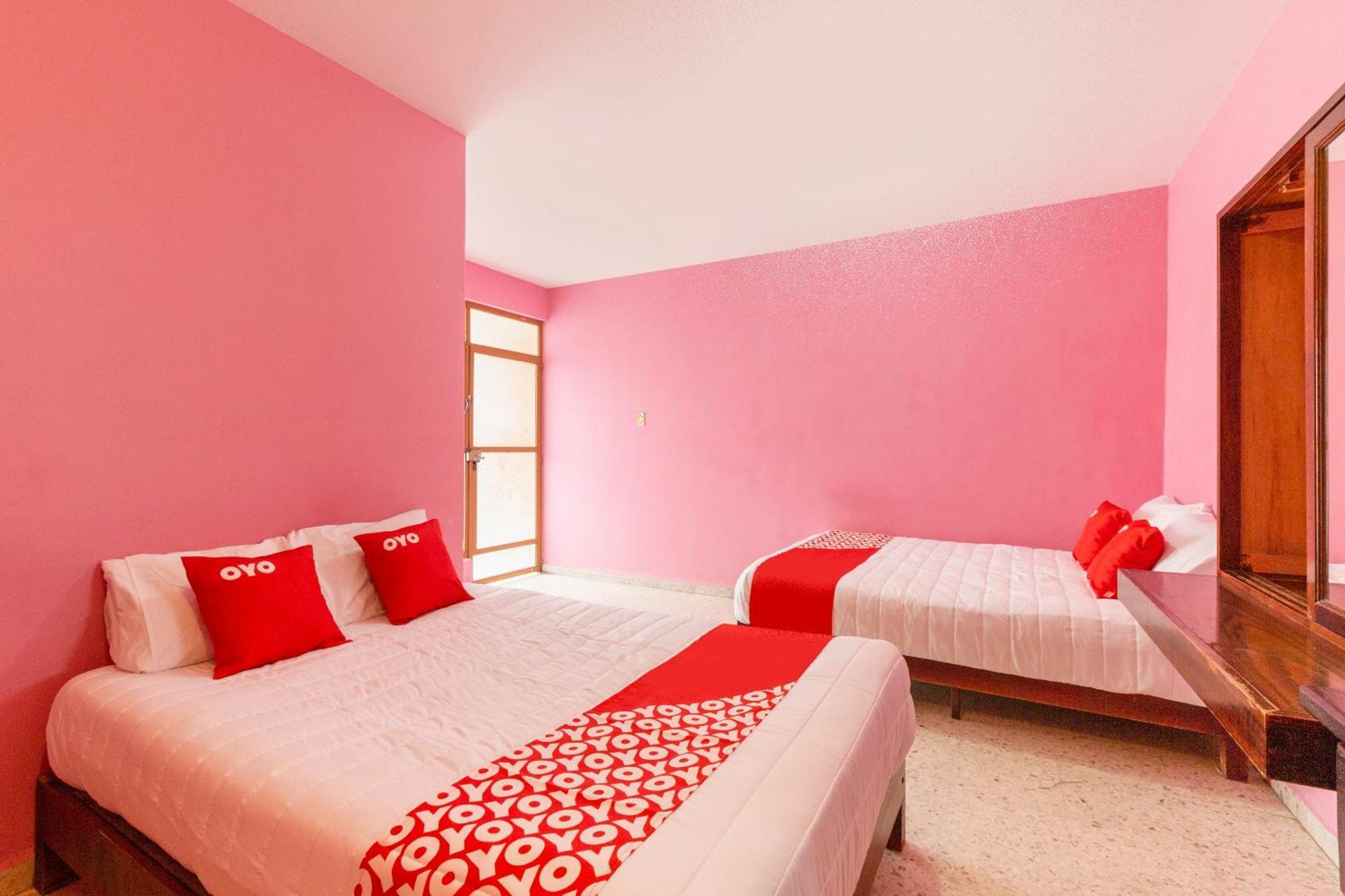 Oyo Hotel Emperador, Oaxaca ภายนอก รูปภาพ