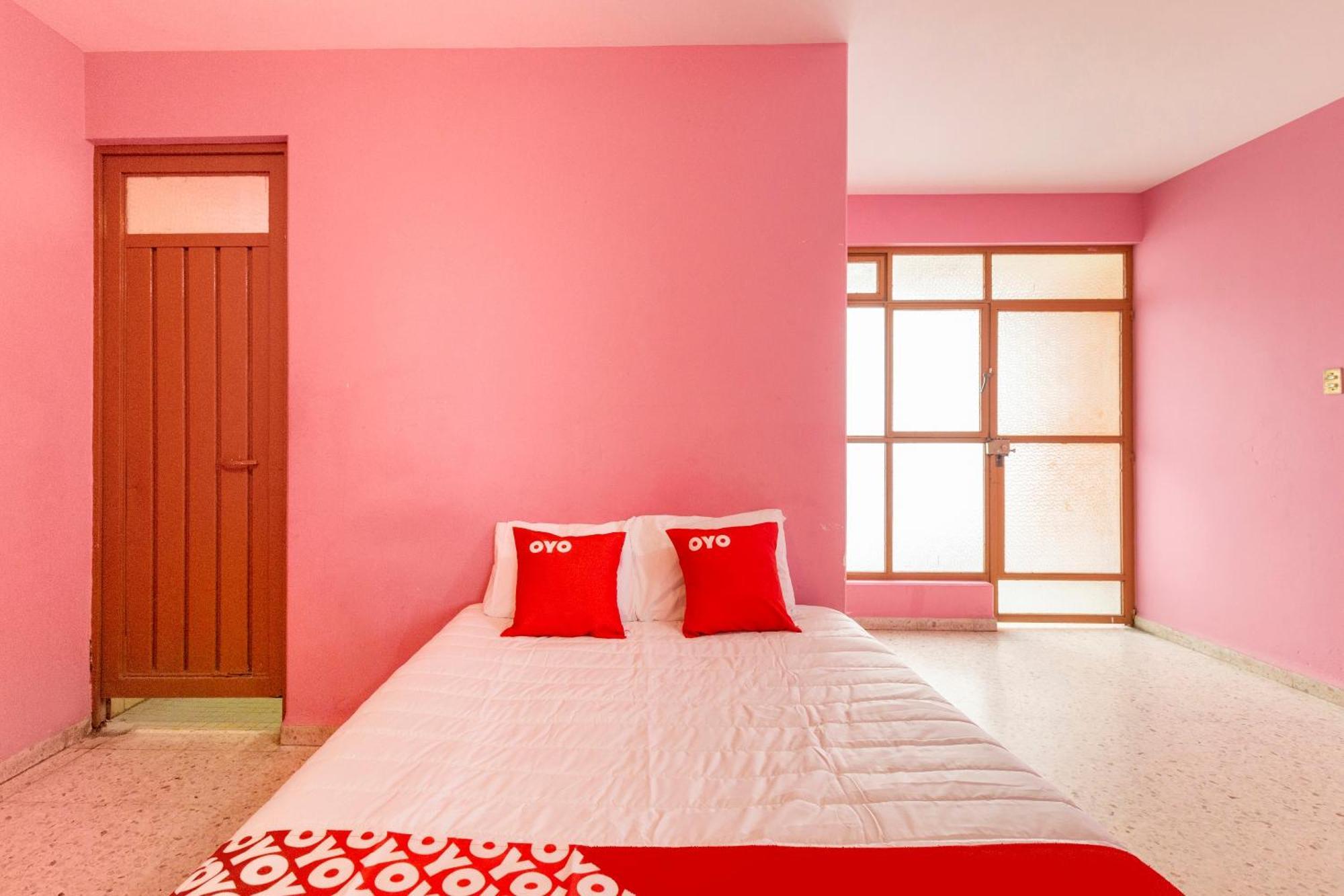 Oyo Hotel Emperador, Oaxaca ภายนอก รูปภาพ